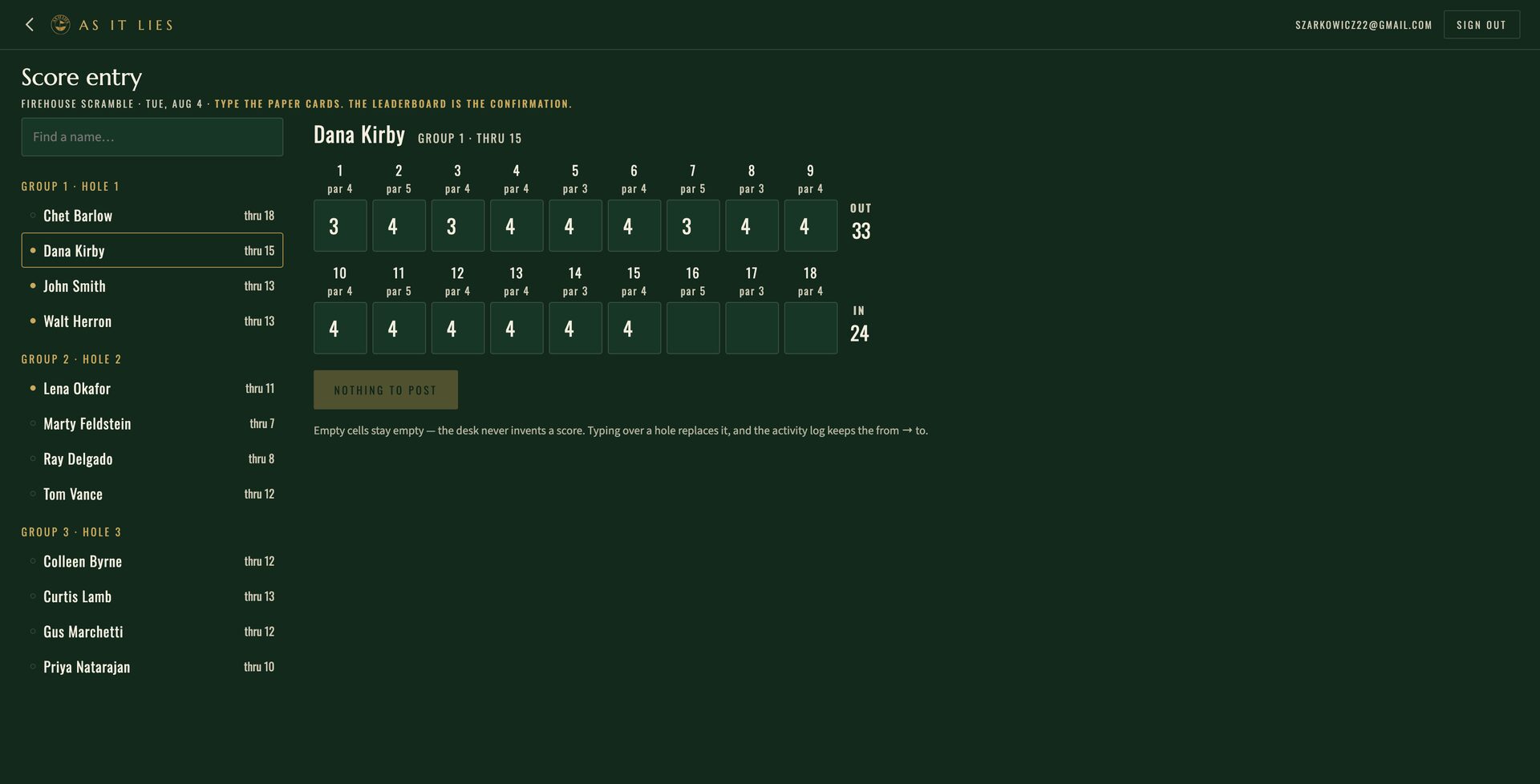 Score entry: the roster on the left, an 18-hole grid for the selected player on the right